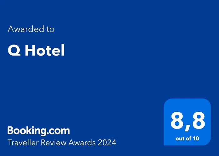 Q Hotel