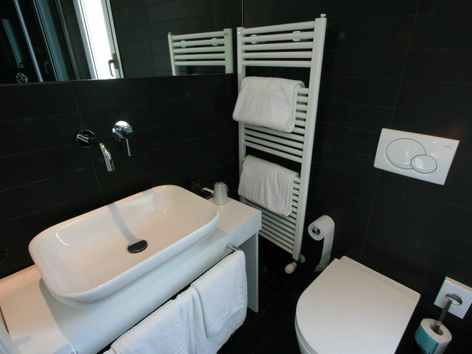 Q Hotel